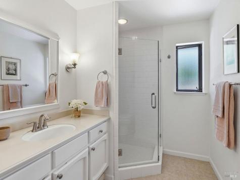 7083 Overlook Drive Santa Rosa CA 95409
