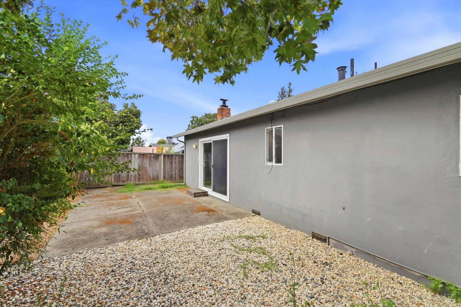 1142 Guaymas Street Santa Rosa CA 95401