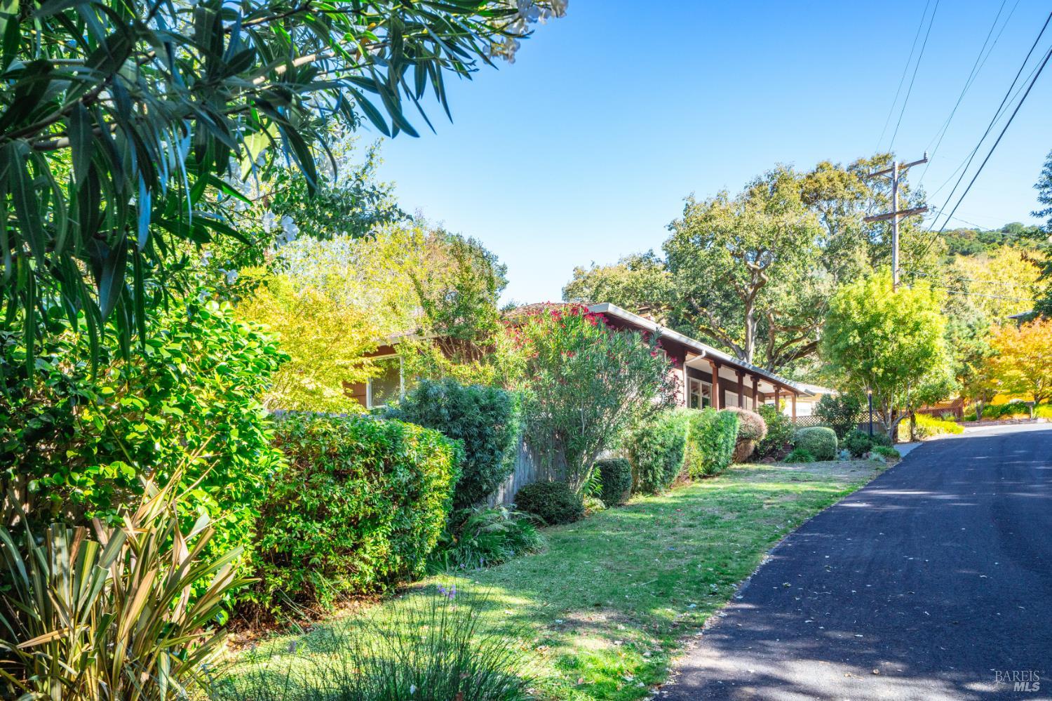 39 Piper Lane Fairfax CA 94930