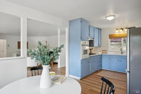 447 Sparkes Road Sebastopol CA 95472