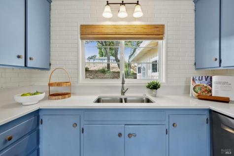 447 Sparkes Road Sebastopol CA 95472