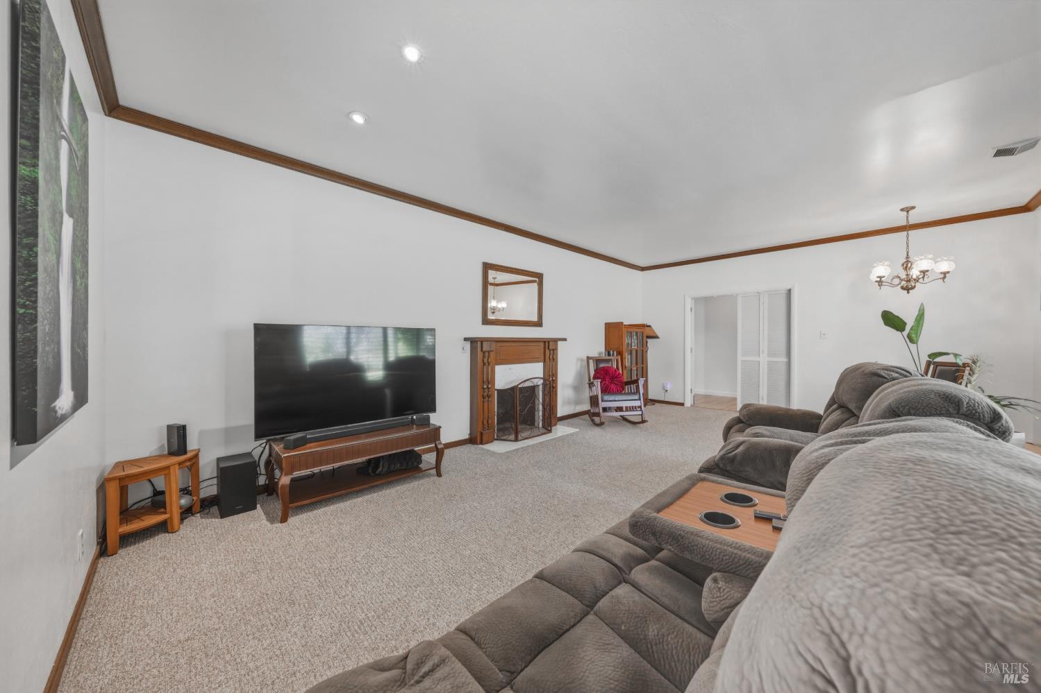 2875 Hill Road Lakeport CA 95453