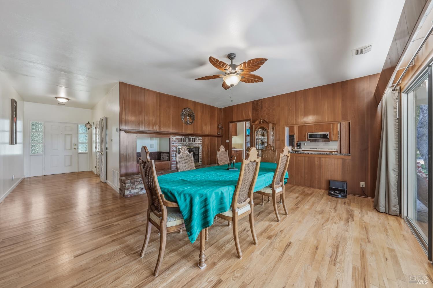 2875 Hill Road Lakeport CA 95453