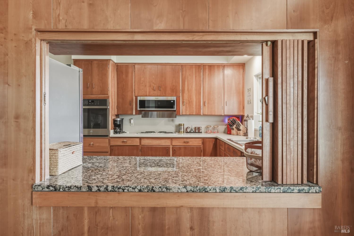 2875 Hill Road Lakeport CA 95453
