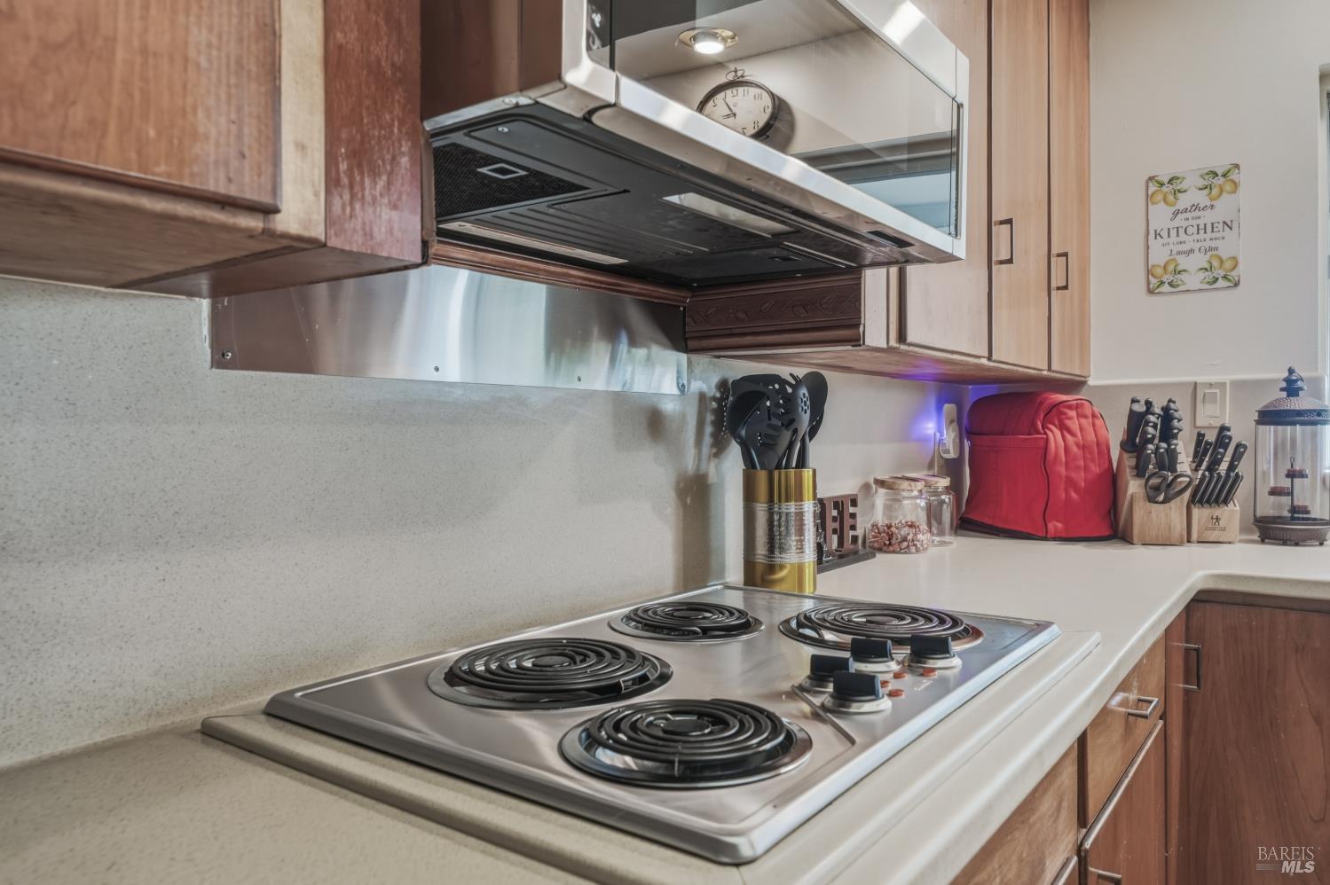 2875 Hill Road Lakeport CA 95453