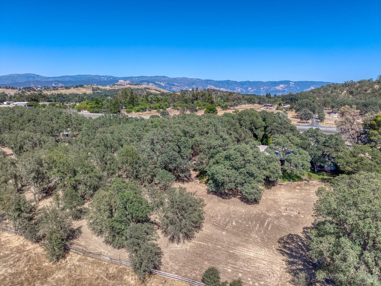 2875 Hill Road Lakeport CA 95453