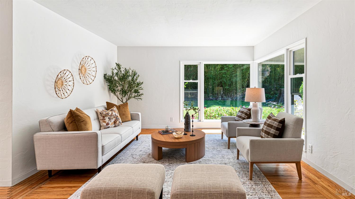 614 Deer Valley Court Petaluma CA 94952