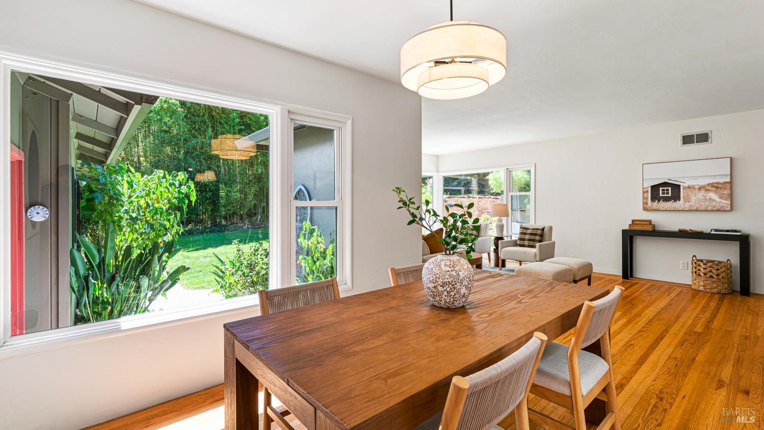 614 Deer Valley Court Petaluma CA 94952