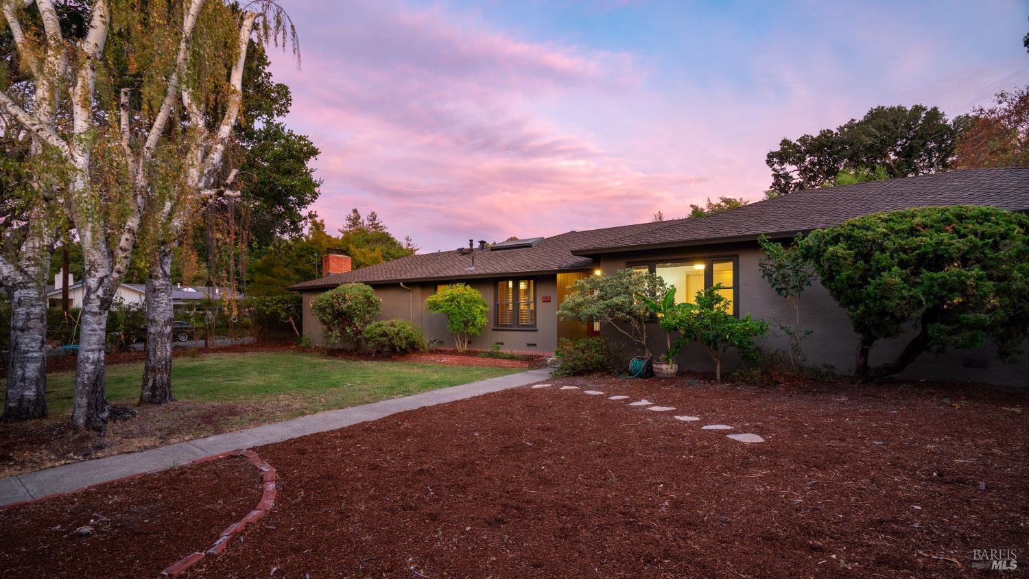 614 Deer Valley Court Petaluma CA 94952