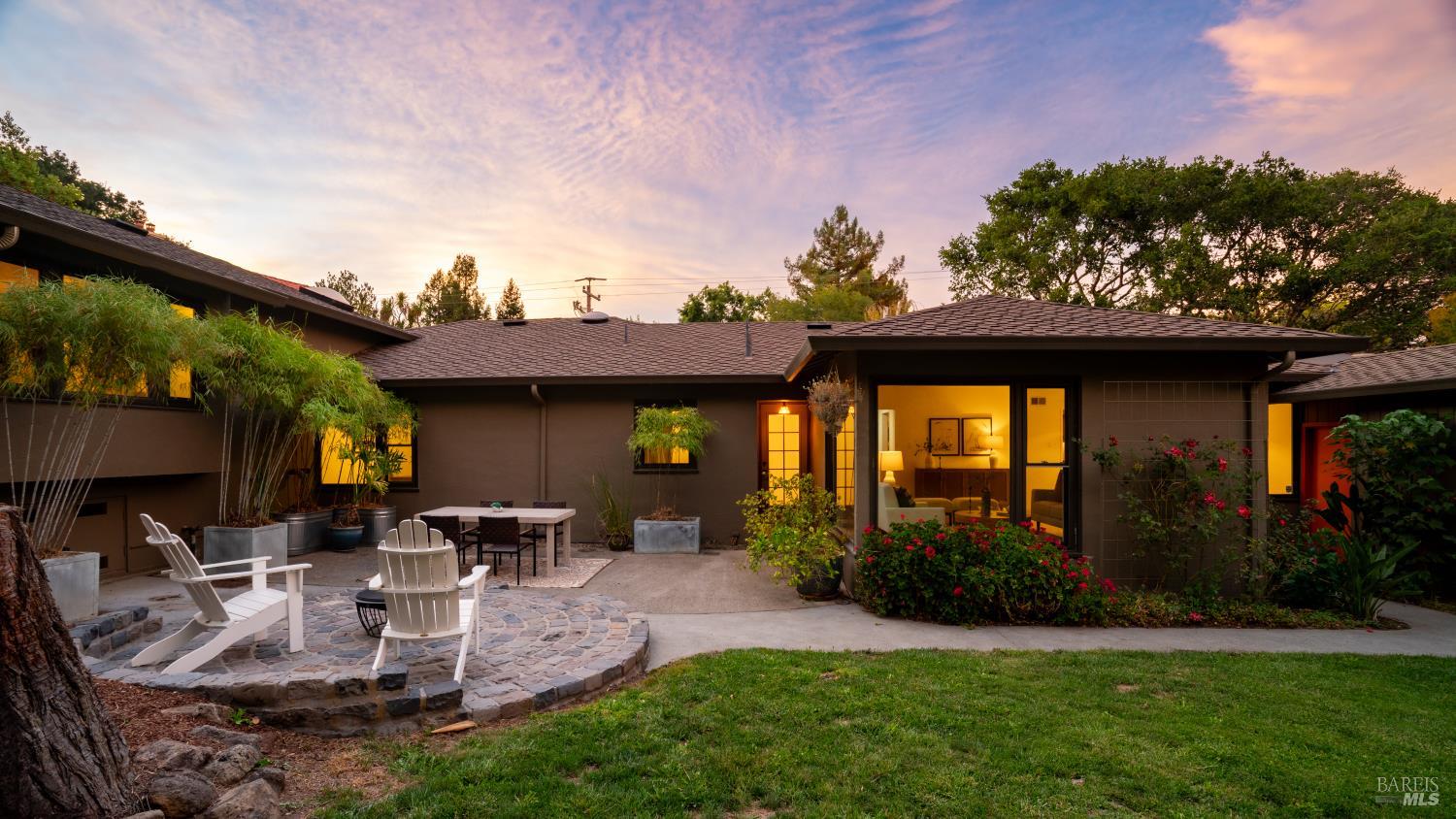 614 Deer Valley Court Petaluma CA 94952