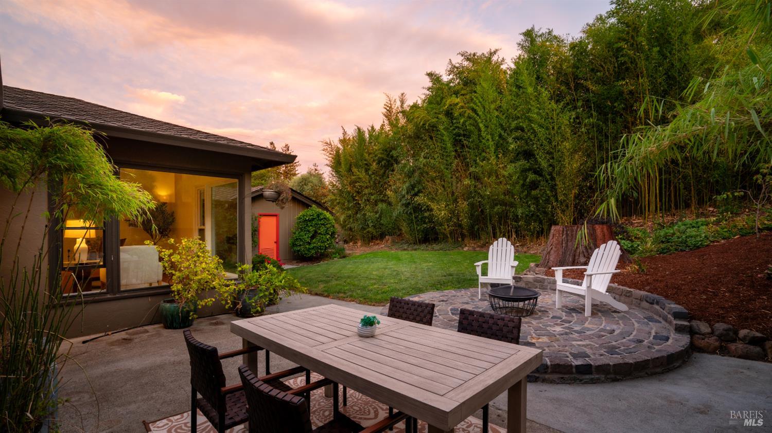 614 Deer Valley Court Petaluma CA 94952