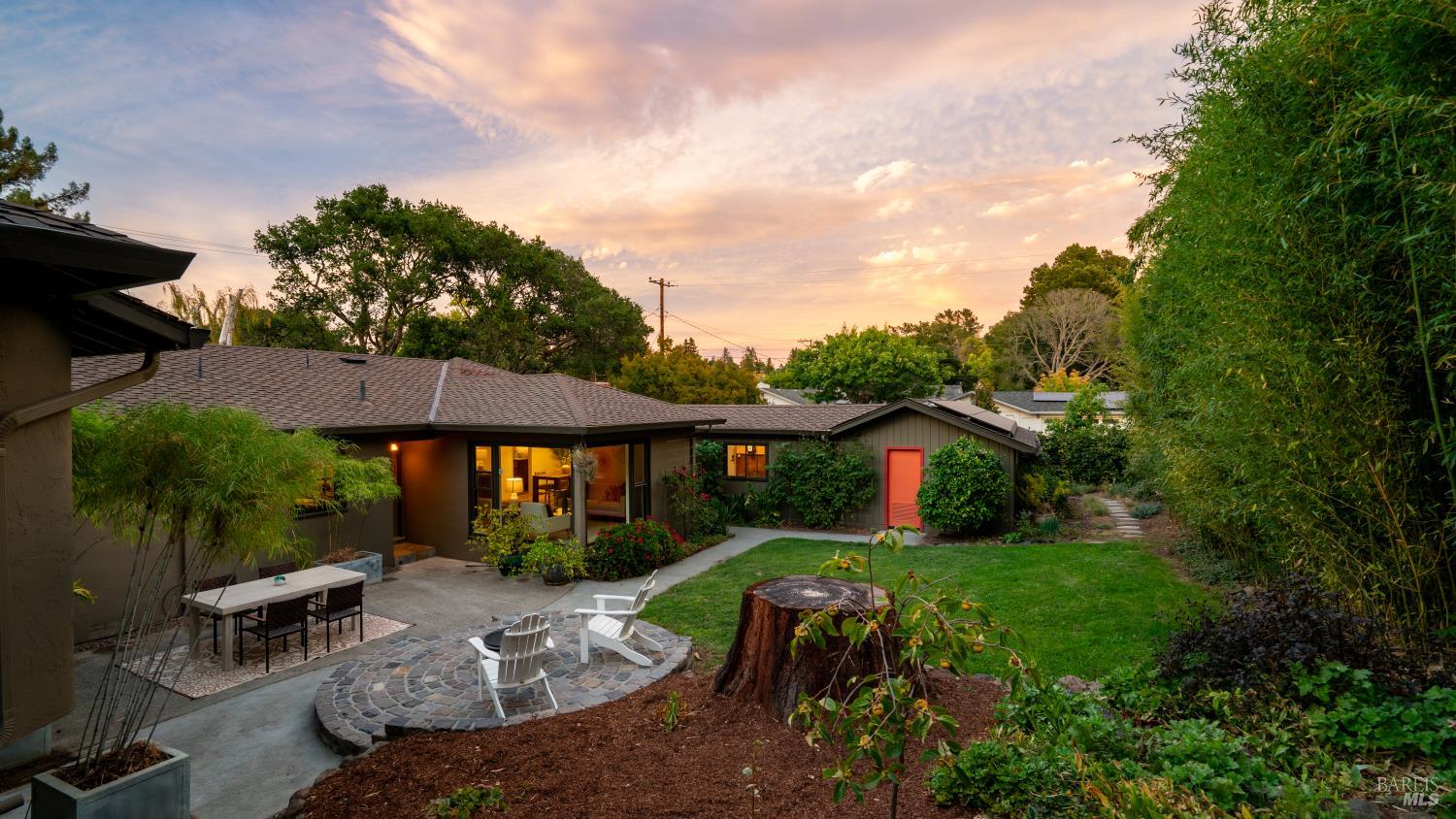 614 Deer Valley Court Petaluma CA 94952