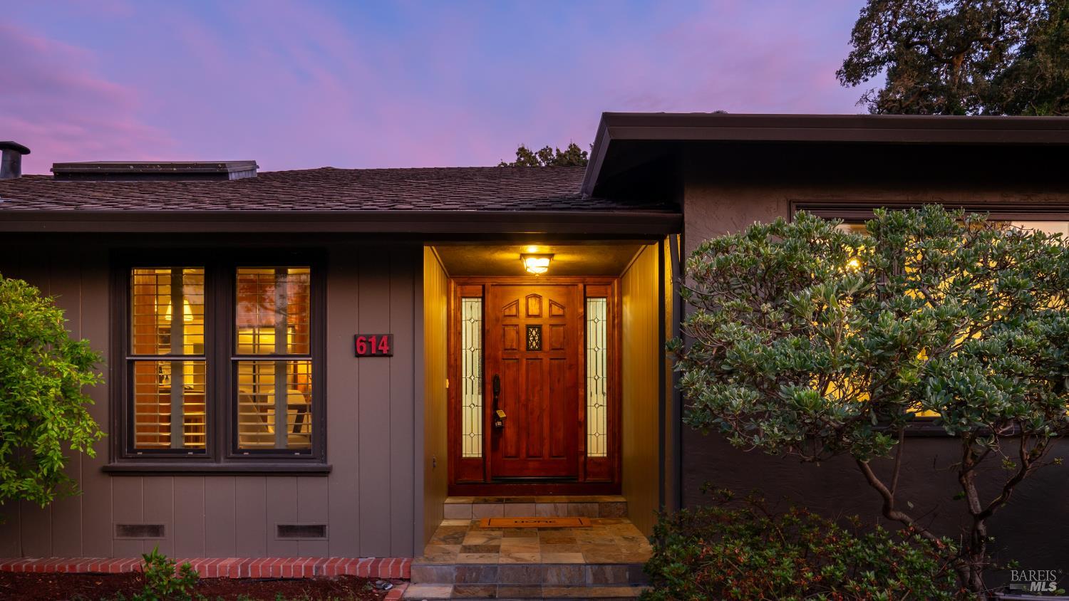 614 Deer Valley Court Petaluma CA 94952