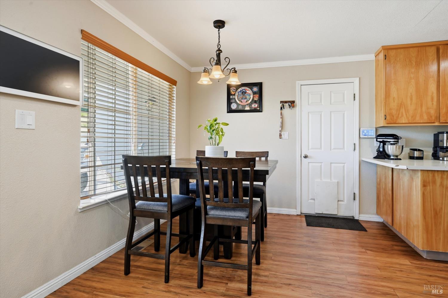 10306 Del Monte Way Kelseyville CA 95451