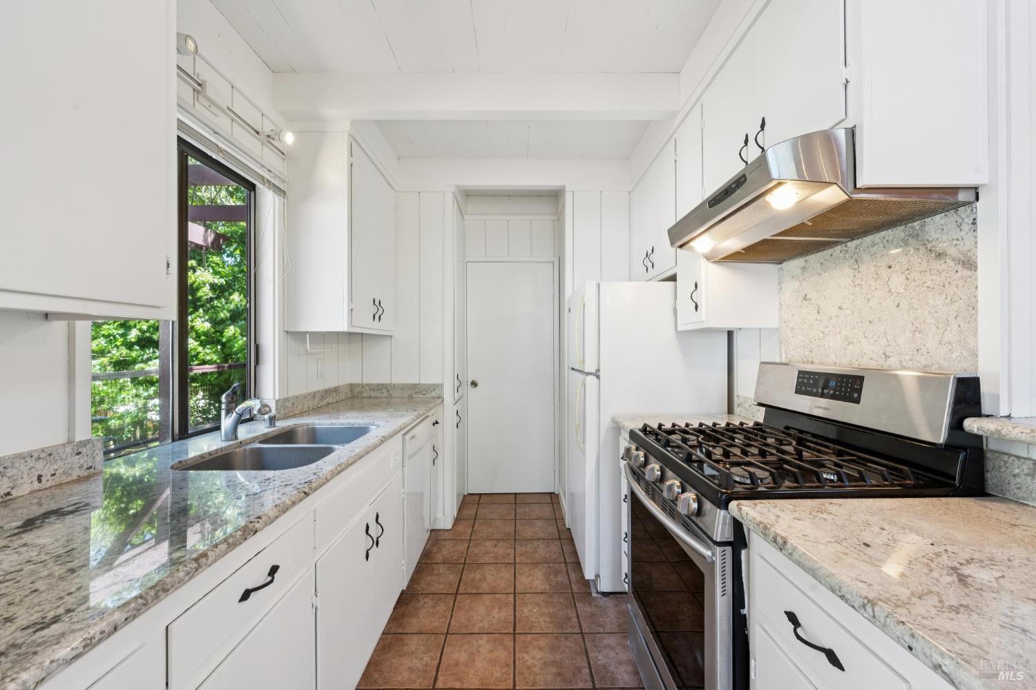 411 Highland Avenue Penngrove CA 94951