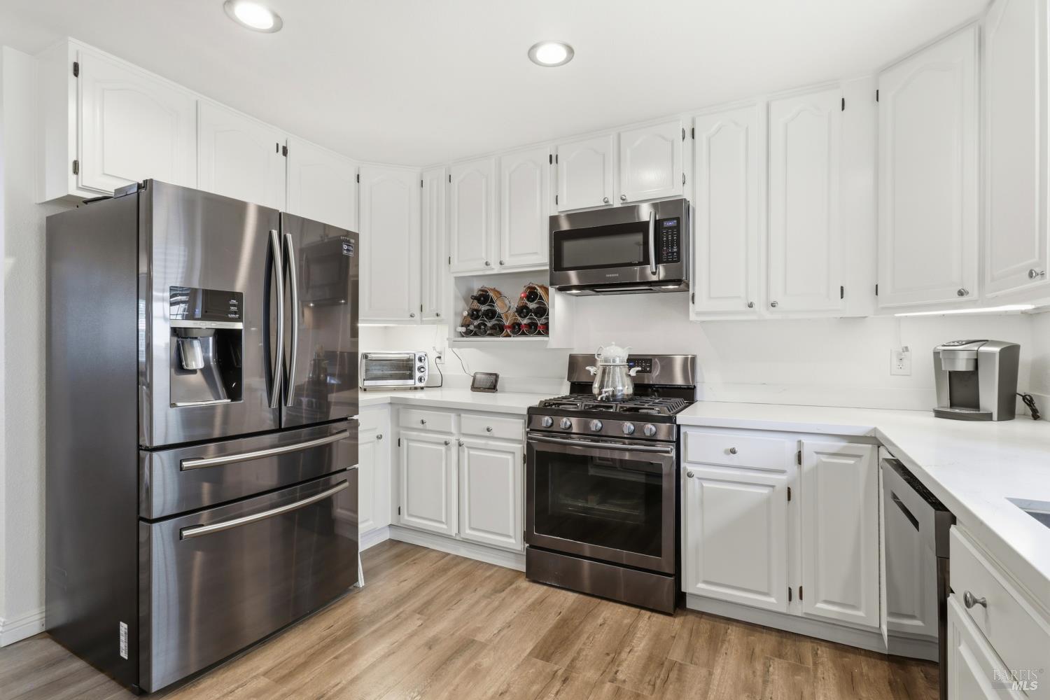 4317 Grandview Way Rohnert Park CA 94928