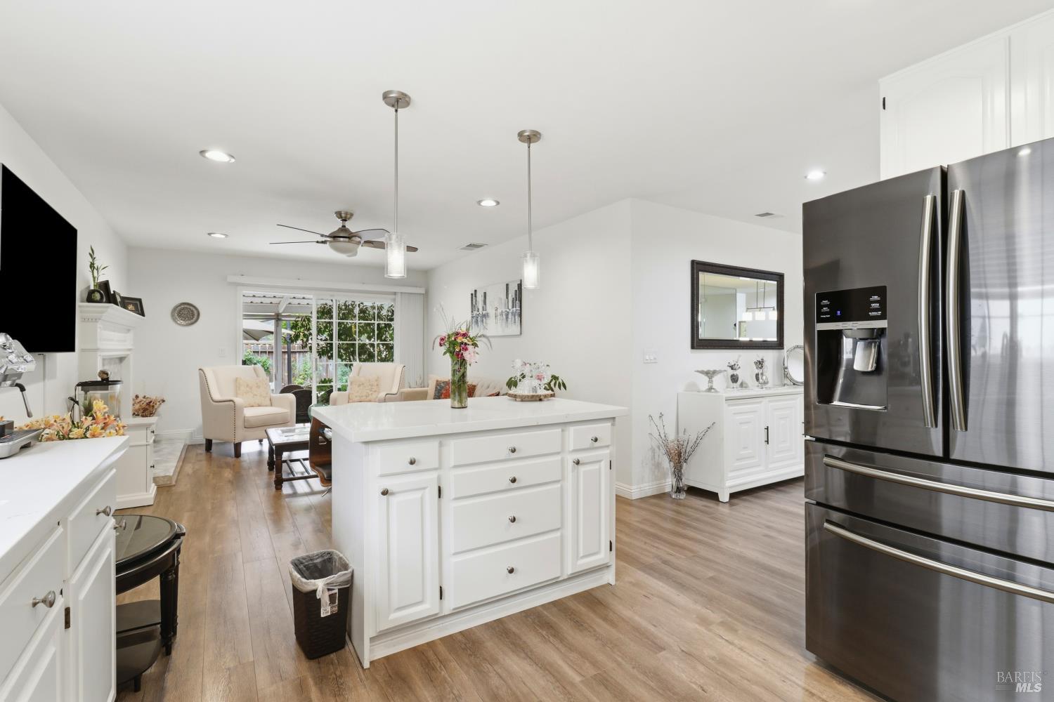 4317 Grandview Way Rohnert Park CA 94928