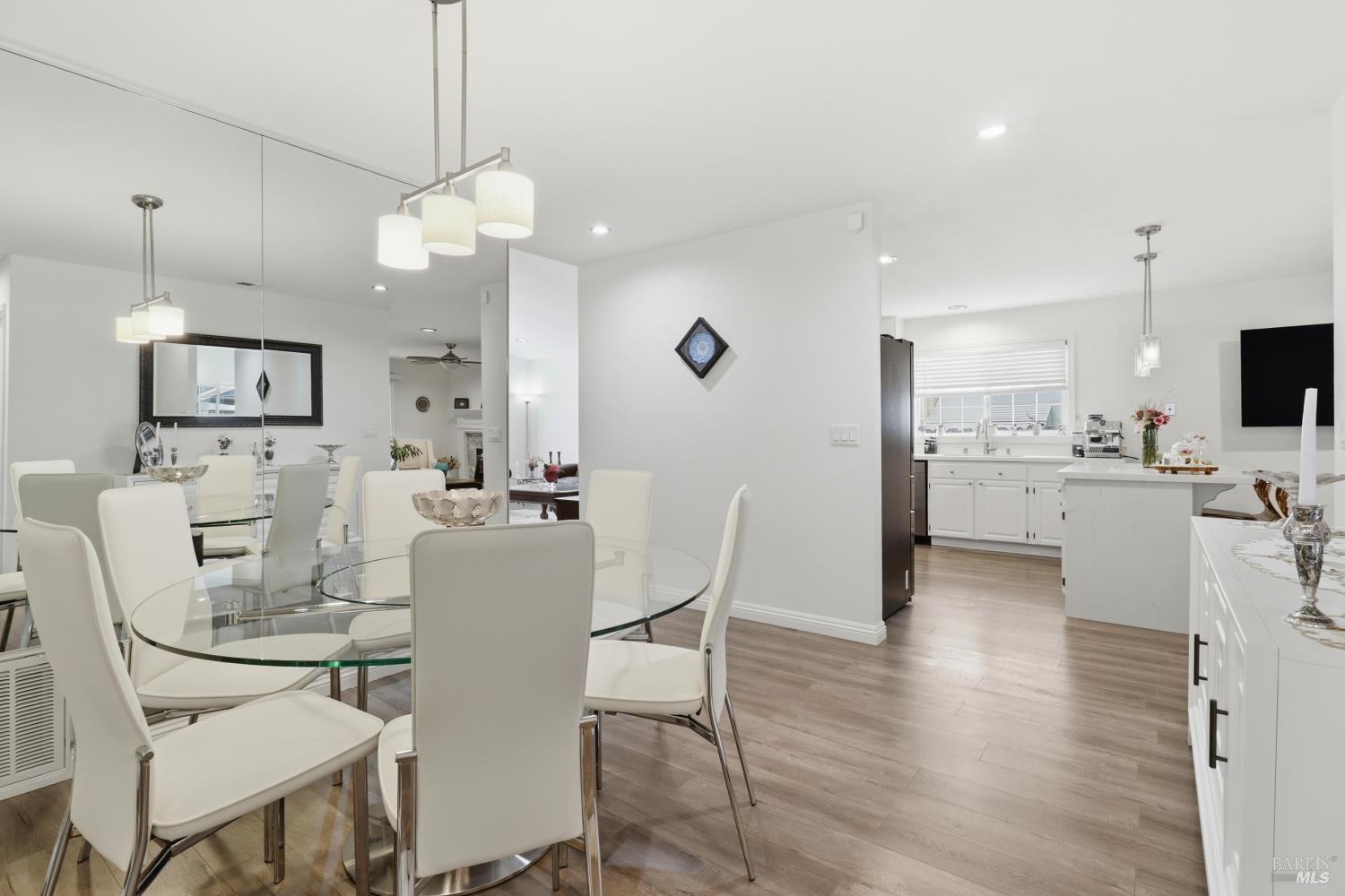 4317 Grandview Way Rohnert Park CA 94928