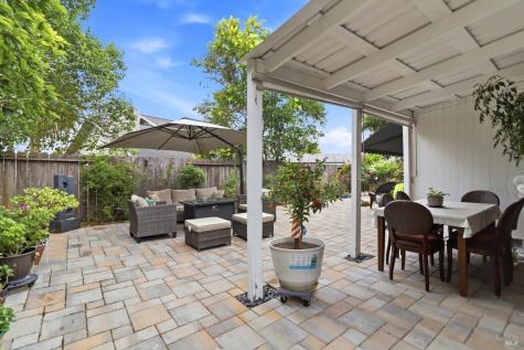 4317 Grandview Way Rohnert Park CA 94928