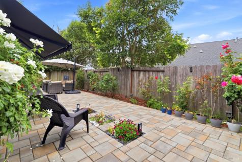 4317 Grandview Way Rohnert Park CA 94928