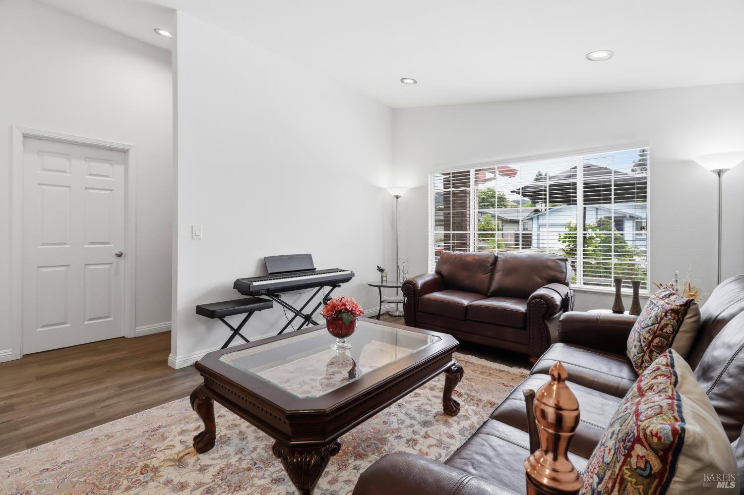4317 Grandview Way Rohnert Park CA 94928
