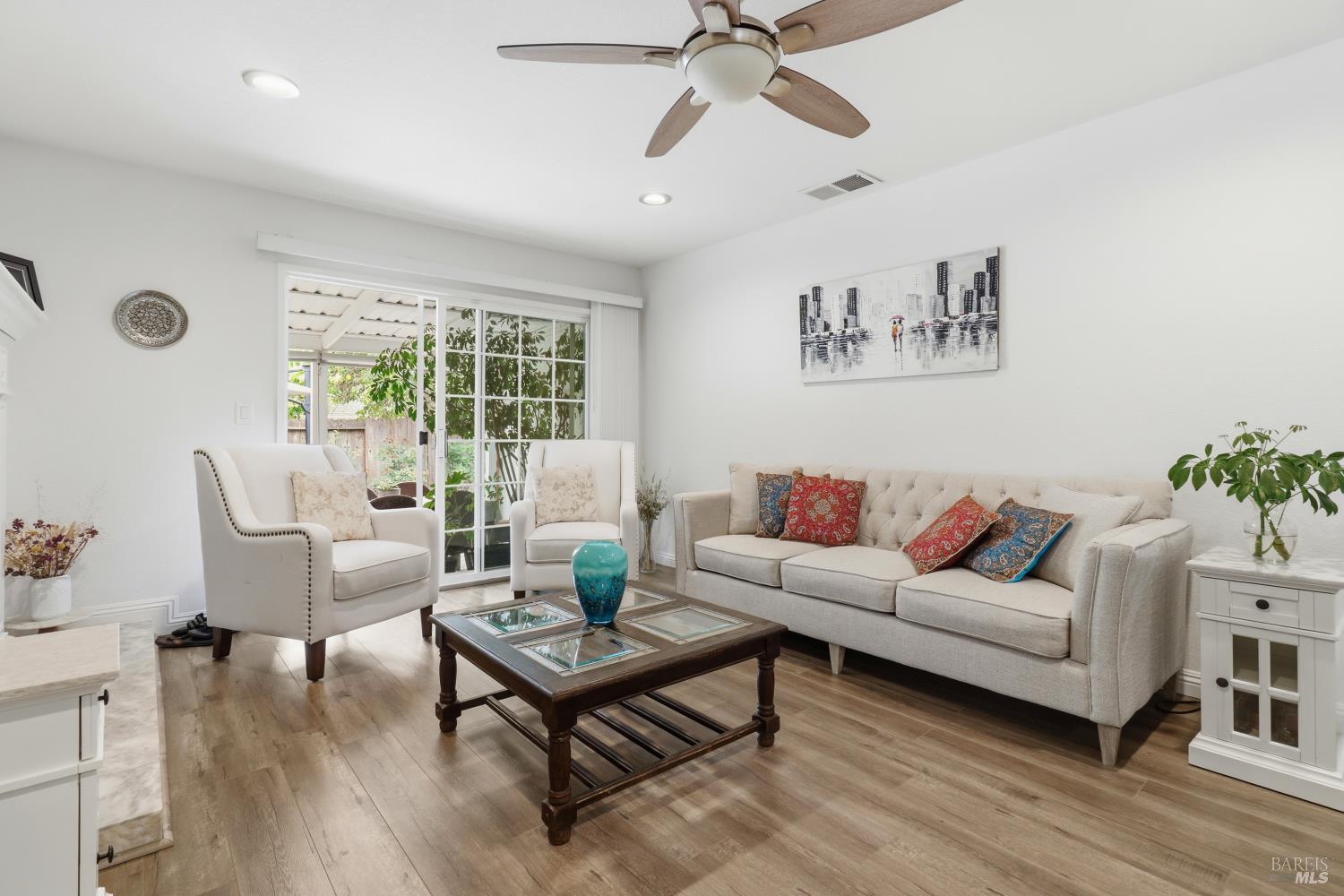 4317 Grandview Way Rohnert Park CA 94928