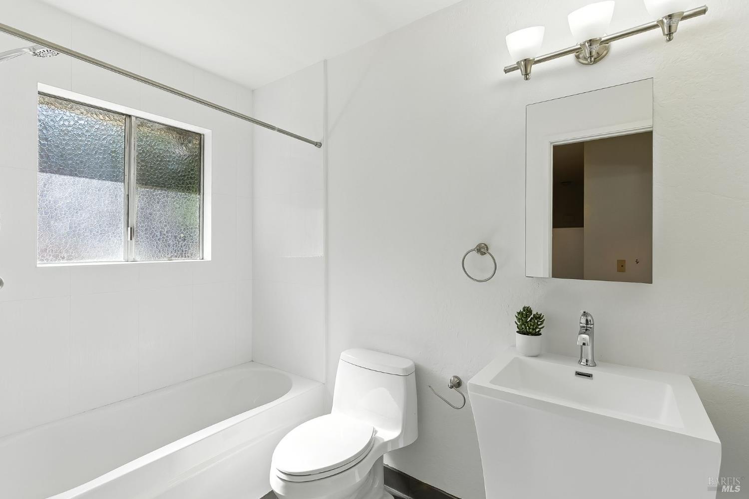 17641 Highland Boulevard Sonoma CA 95476