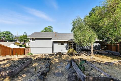 17641 Highland Boulevard Sonoma CA 95476