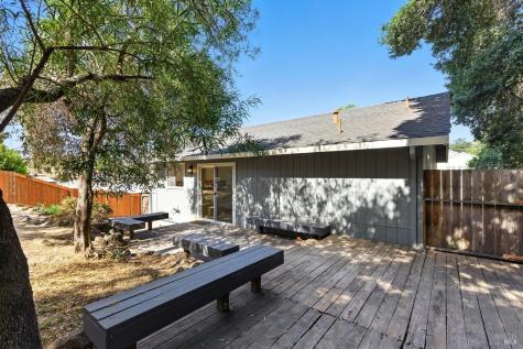 17641 Highland Boulevard Sonoma CA 95476