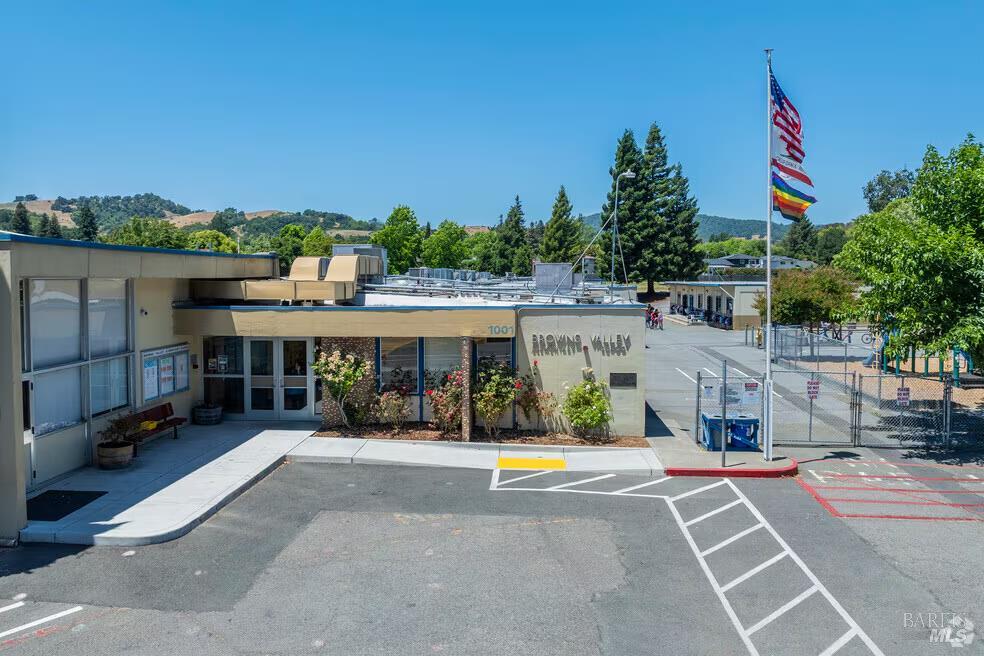 1020 Broadmoor Drive Napa CA 94558