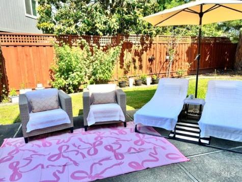 157 Hop Ranch Road Santa Rosa CA 95403