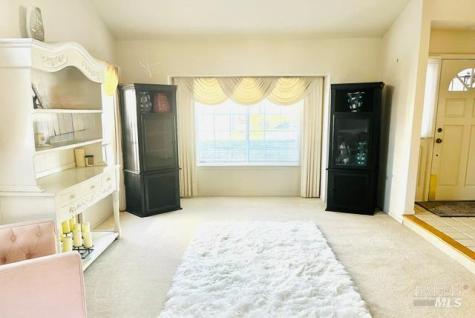157 Hop Ranch Road Santa Rosa CA 95403