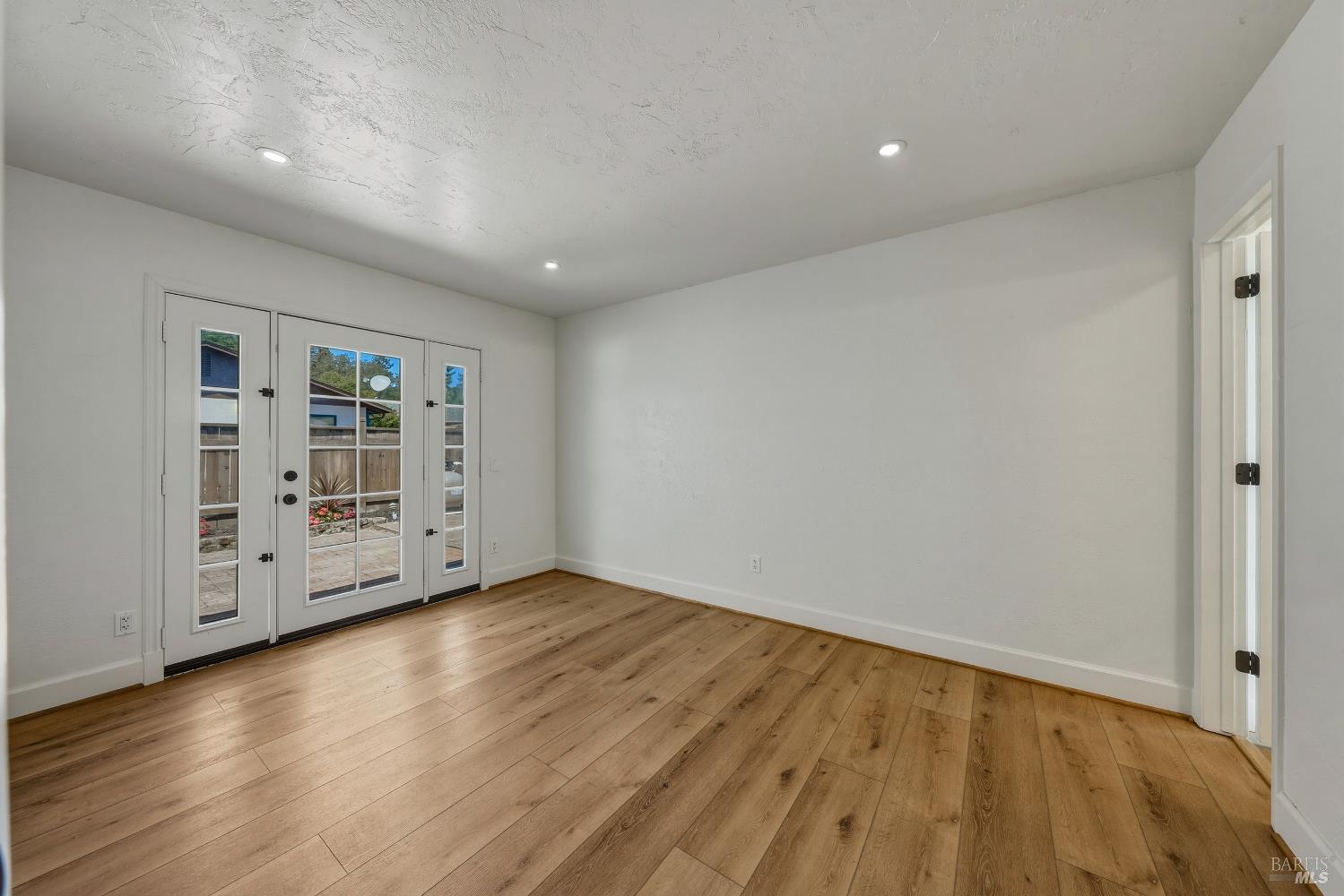 498 Mill Street Willits CA 95490