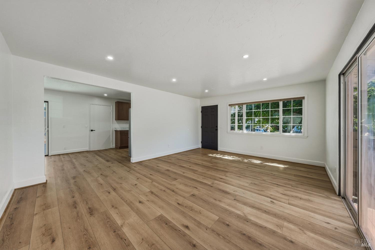 498 Mill Street Willits CA 95490