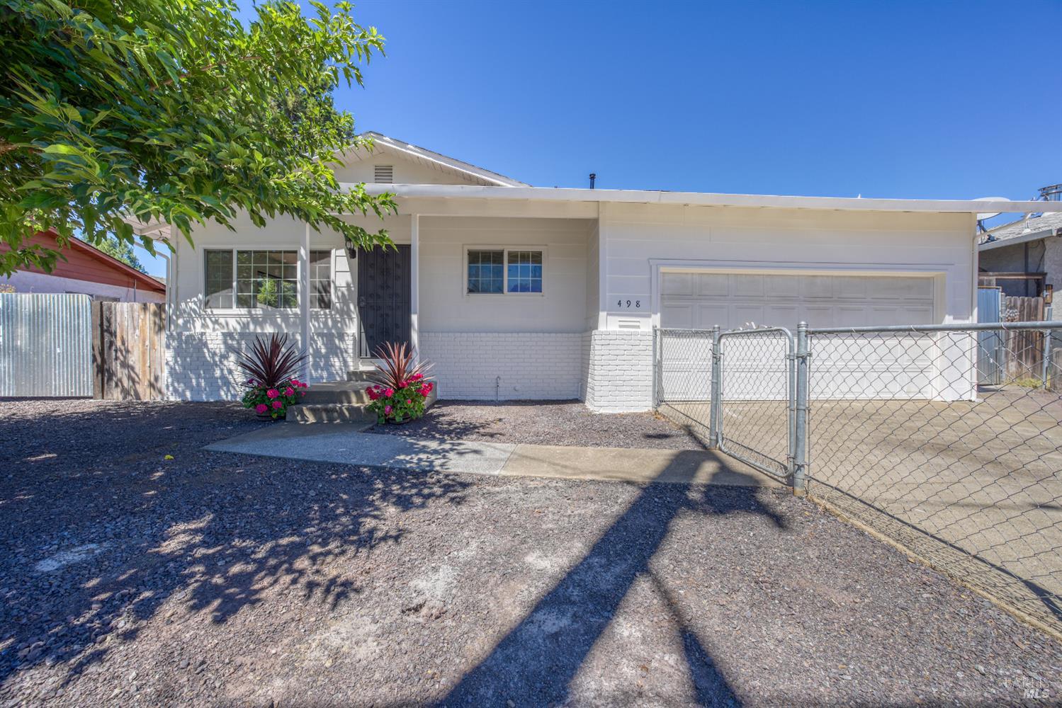 498 Mill Street Willits CA 95490