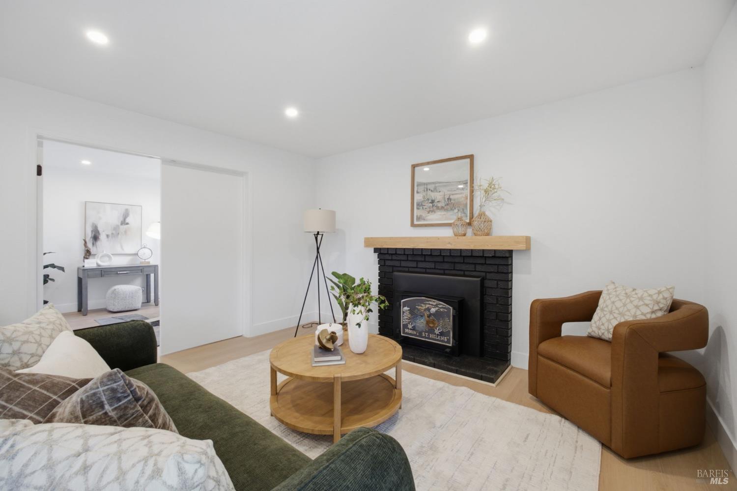 206 Millbrook Way Vacaville CA 95687