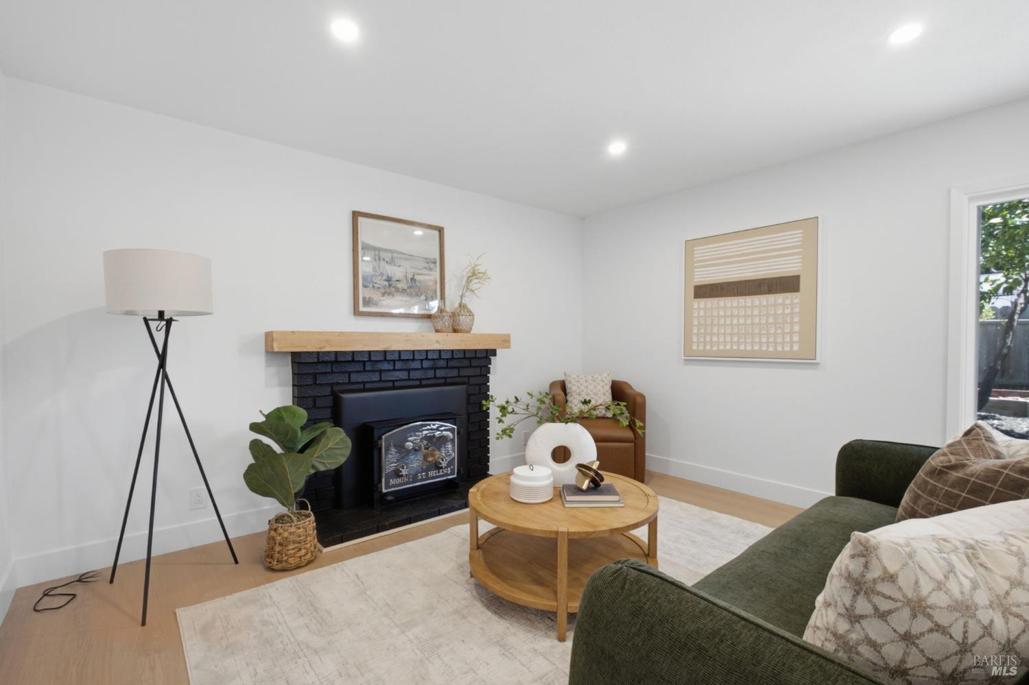 206 Millbrook Way Vacaville CA 95687