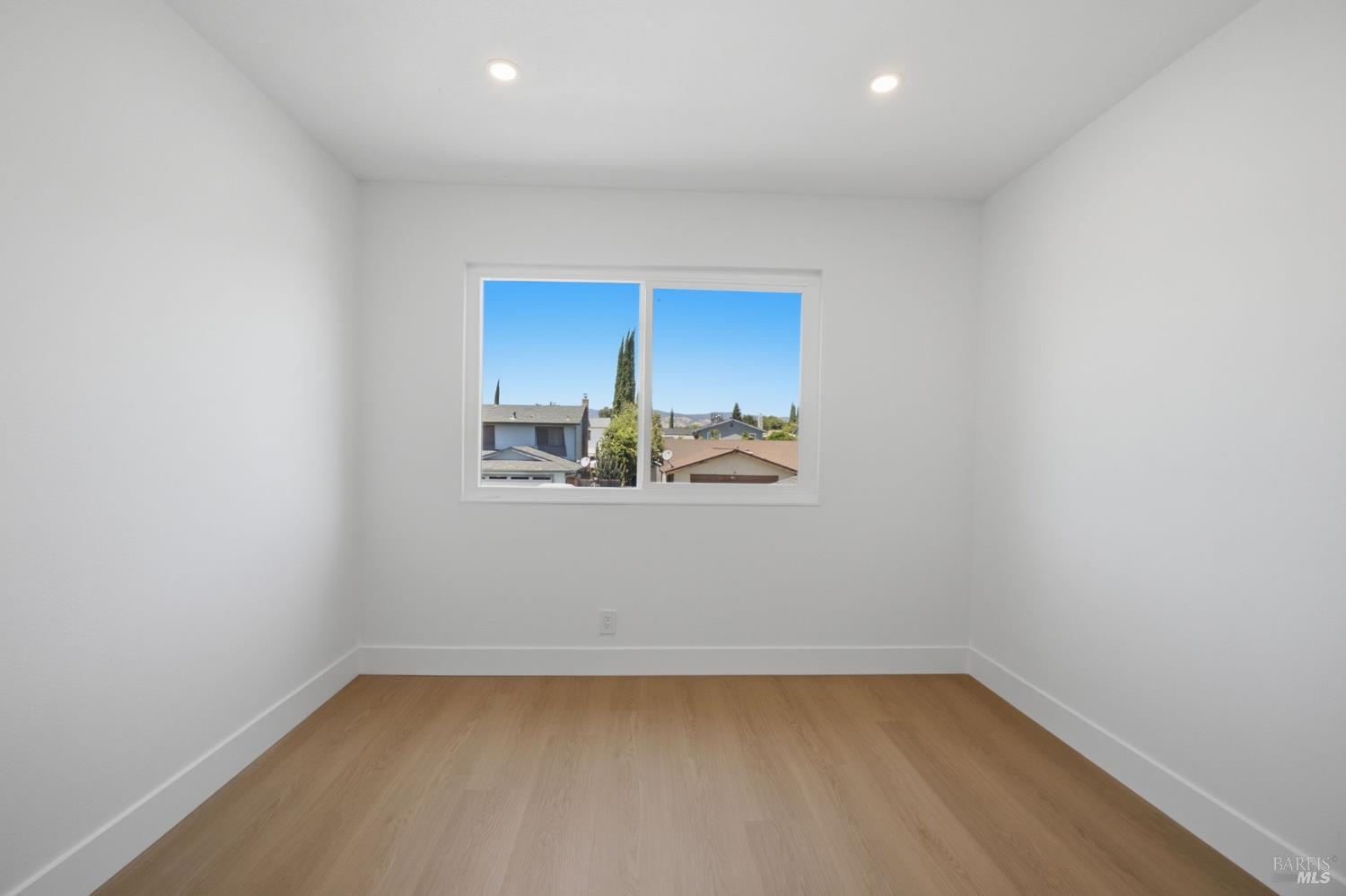 206 Millbrook Way Vacaville CA 95687