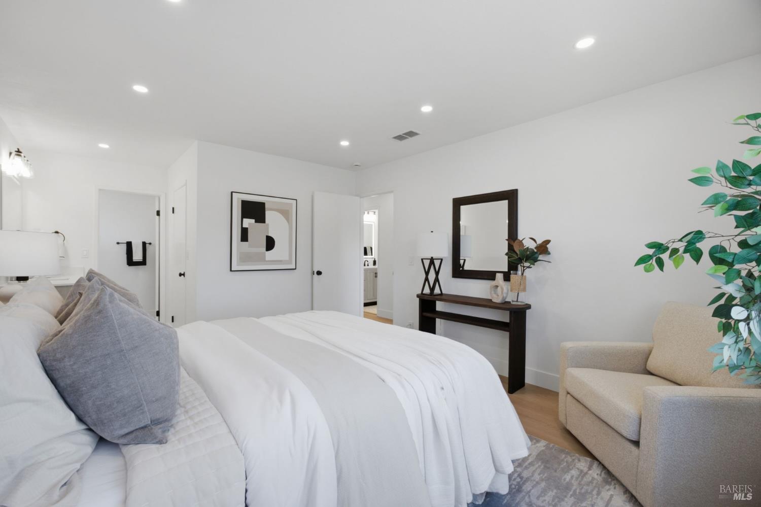 206 Millbrook Way Vacaville CA 95687