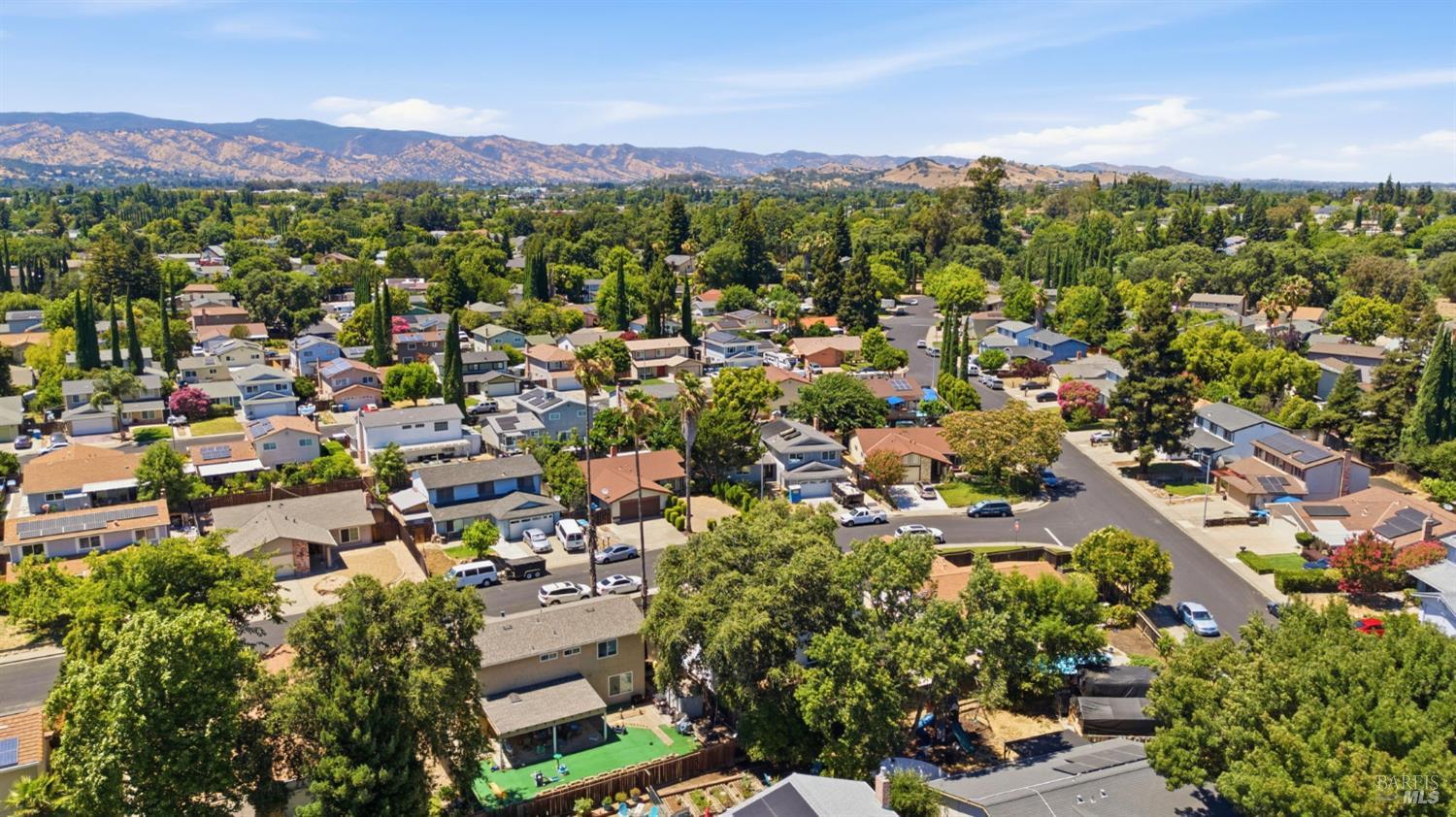 206 Millbrook Way Vacaville CA 95687