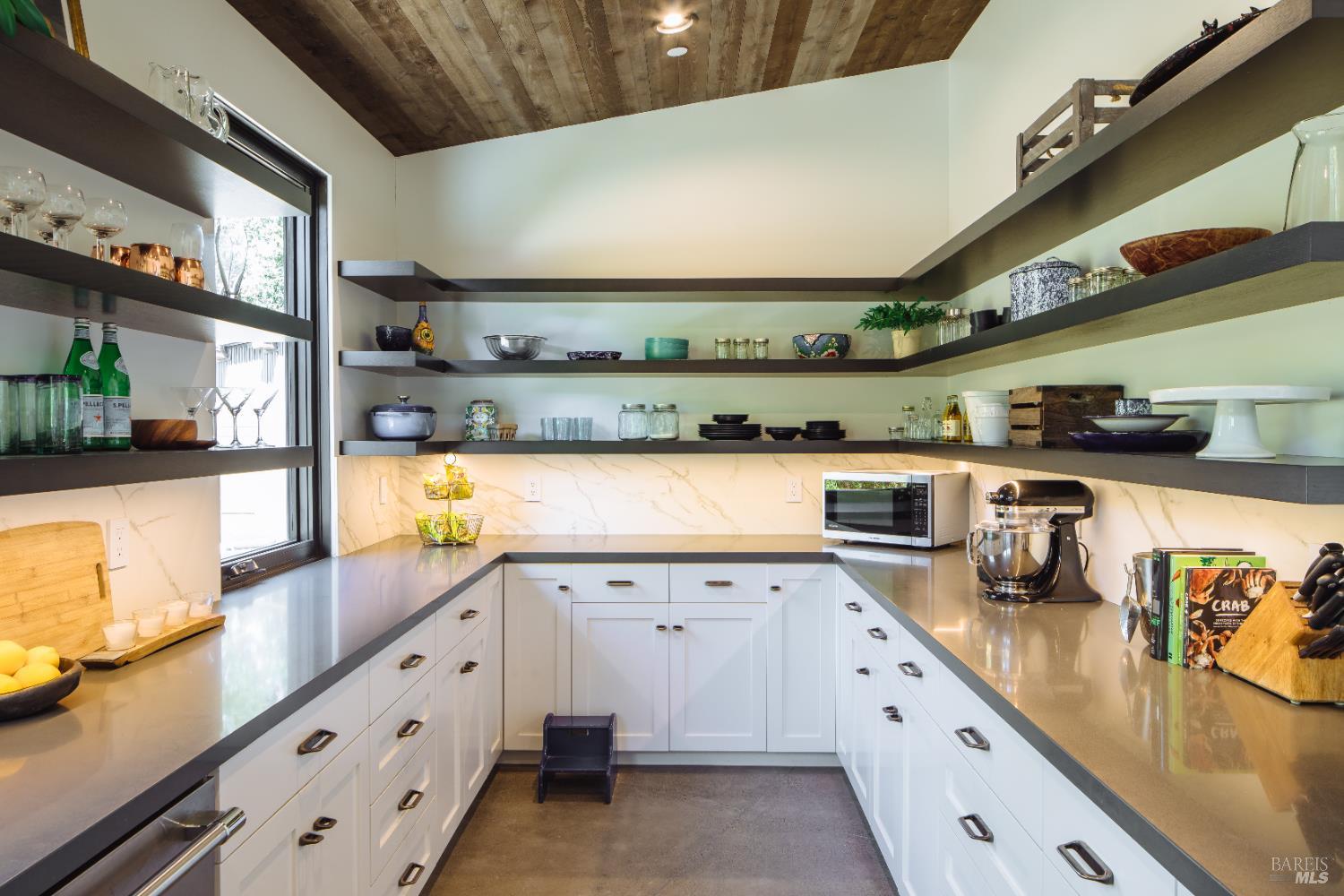 4125 Wallace Road Santa Rosa CA 95404