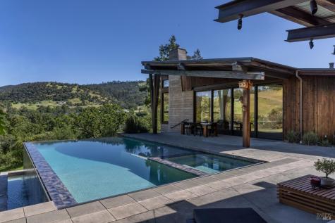 4125 Wallace Road Santa Rosa CA 95404