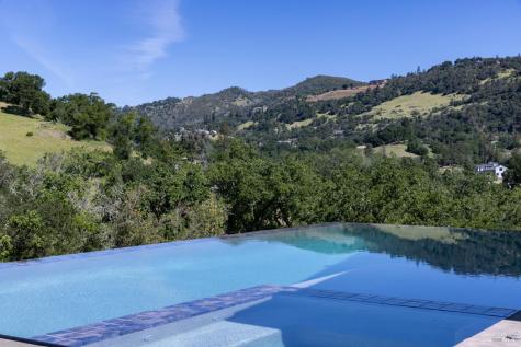 4125 Wallace Road Santa Rosa CA 95404