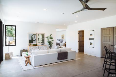 4125 Wallace Road Santa Rosa CA 95404