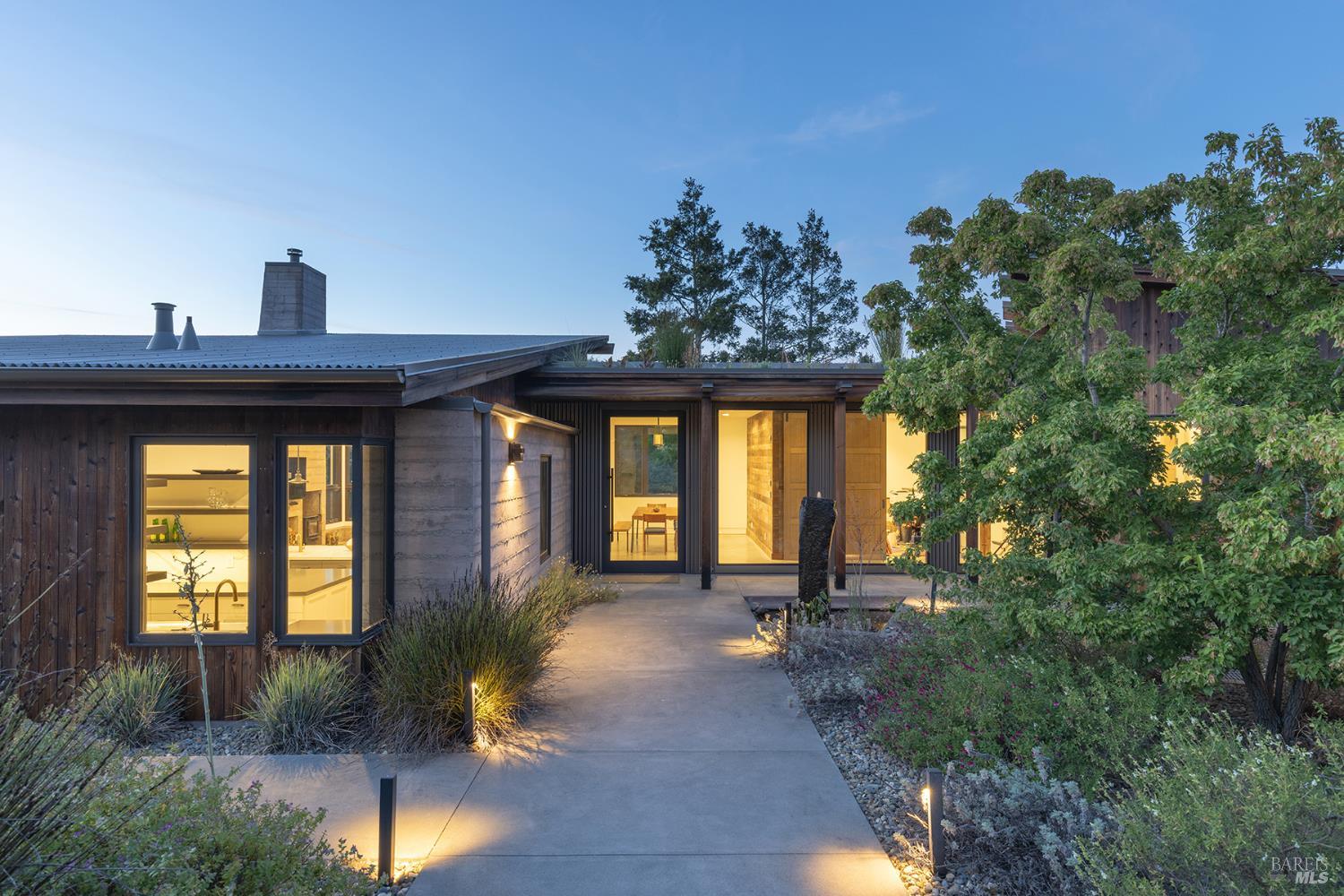 4125 Wallace Road Santa Rosa CA 95404