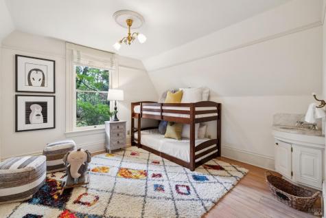 801 Dry Creek Road Healdsburg CA 95448