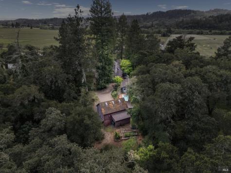 801 Dry Creek Road Healdsburg CA 95448