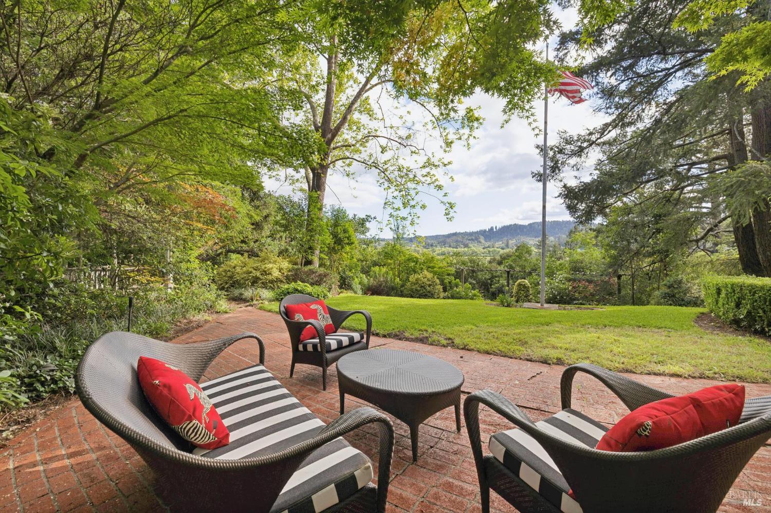 801 Dry Creek Road Healdsburg CA 95448
