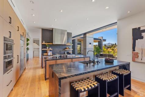 3 Trestle Glen Circle Tiburon CA 94920