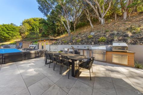 3 Trestle Glen Circle Tiburon CA 94920